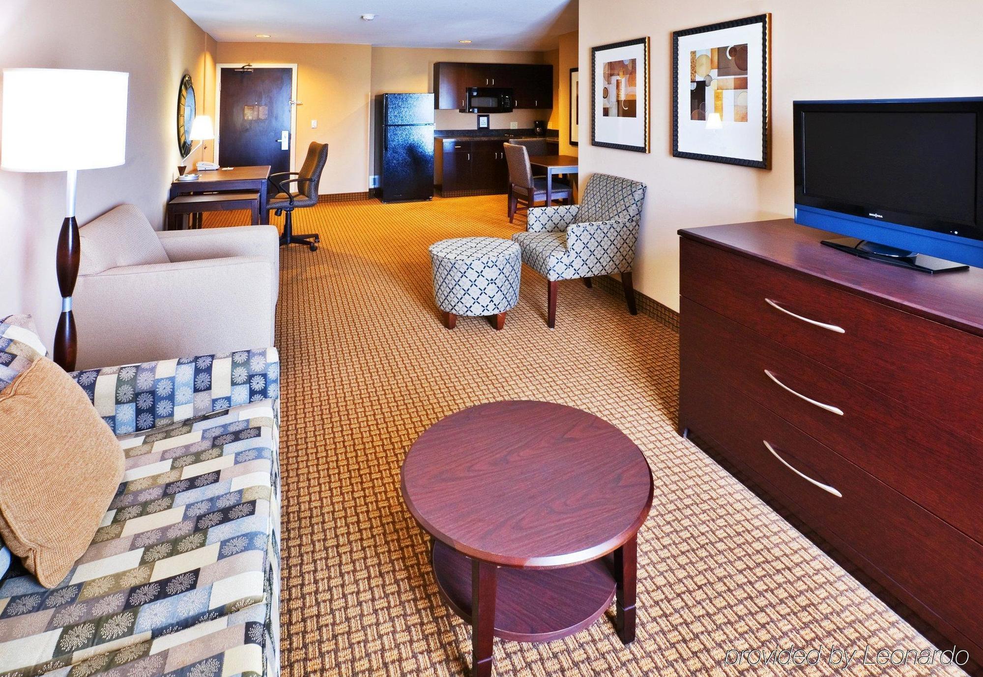 Springhill Suites By Marriott Denton Habitación foto