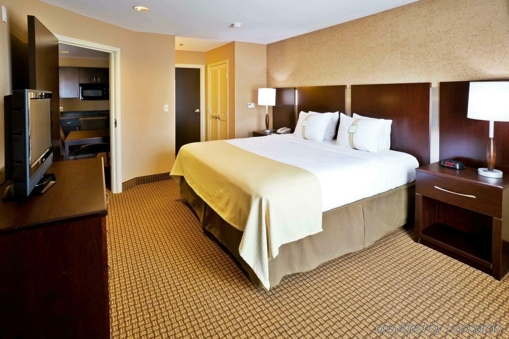 Springhill Suites By Marriott Denton Exterior foto